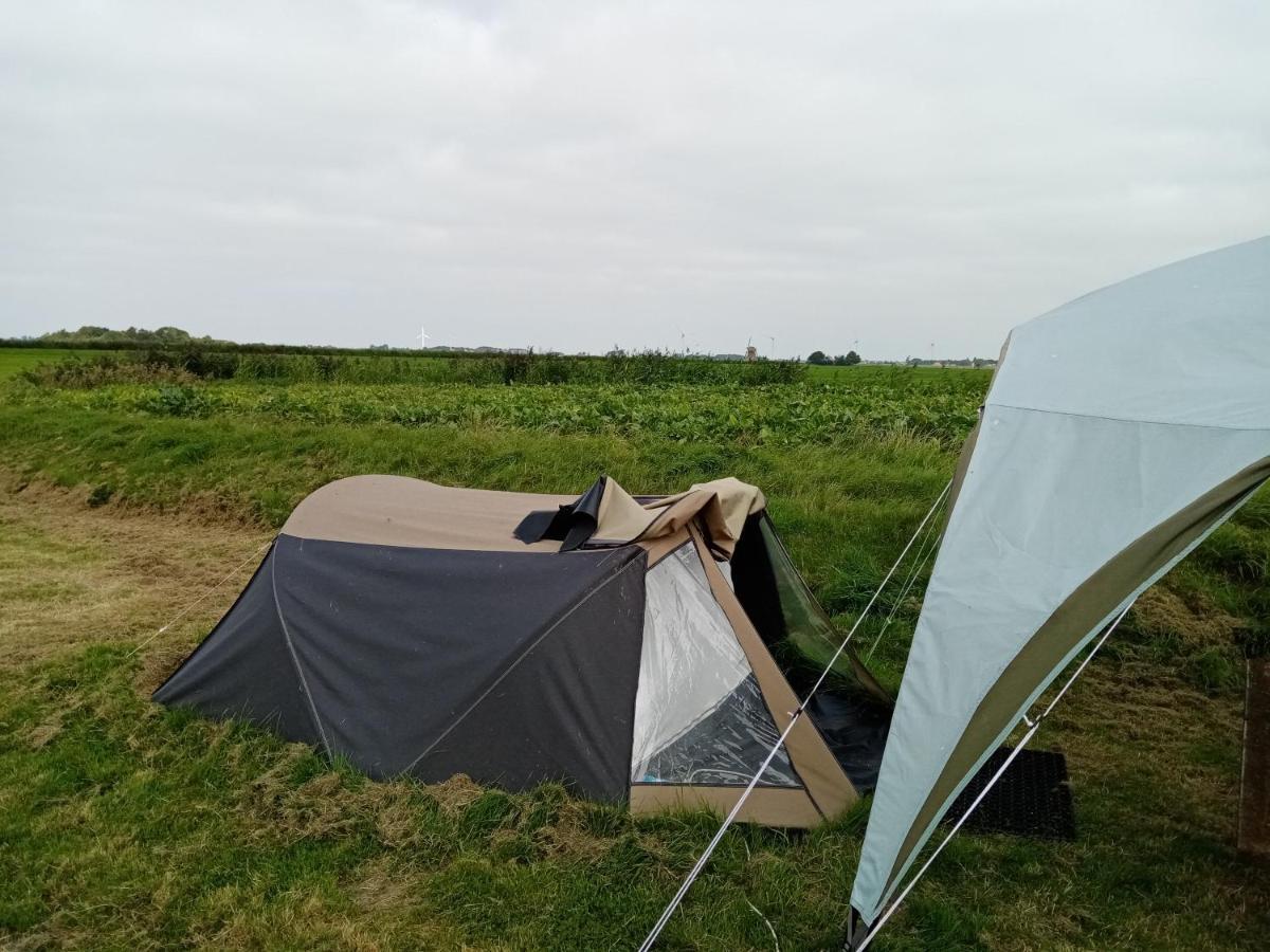 Basic 2P Tent Sotterum Ξενοδοχείο Kornwerd Εξωτερικό φωτογραφία