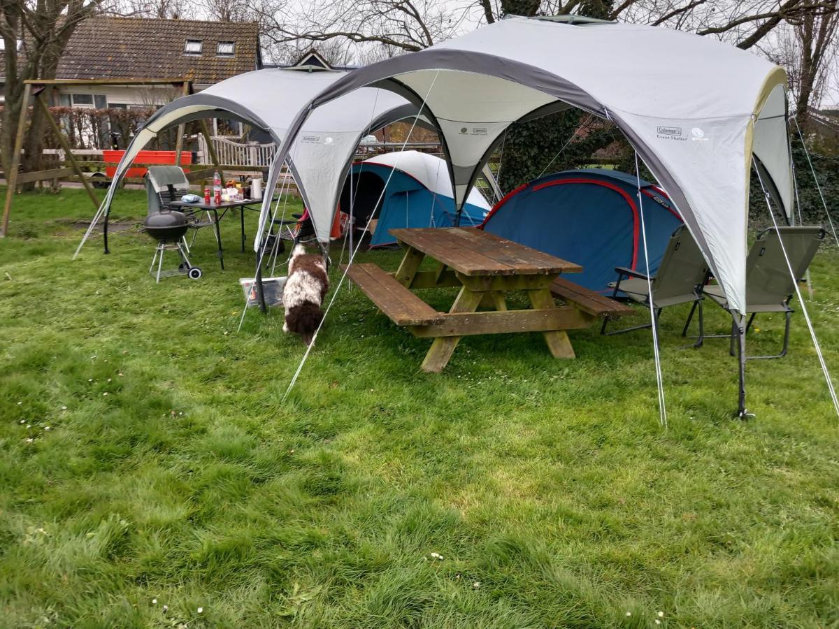 Basic 2P Tent Sotterum Ξενοδοχείο Kornwerd Εξωτερικό φωτογραφία